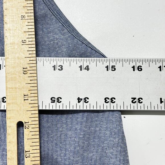 Nike Training Slim Fit Tank Top Size M Blue Striped DriFIT Athleisure AO9788-438 - Picture 5 of 7